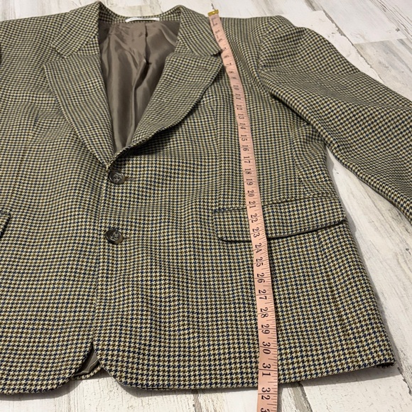 Hugo Boss Beige and Navy Houndstooth Checkered Men's Blazer Size 42 R - Picture 10 of 11